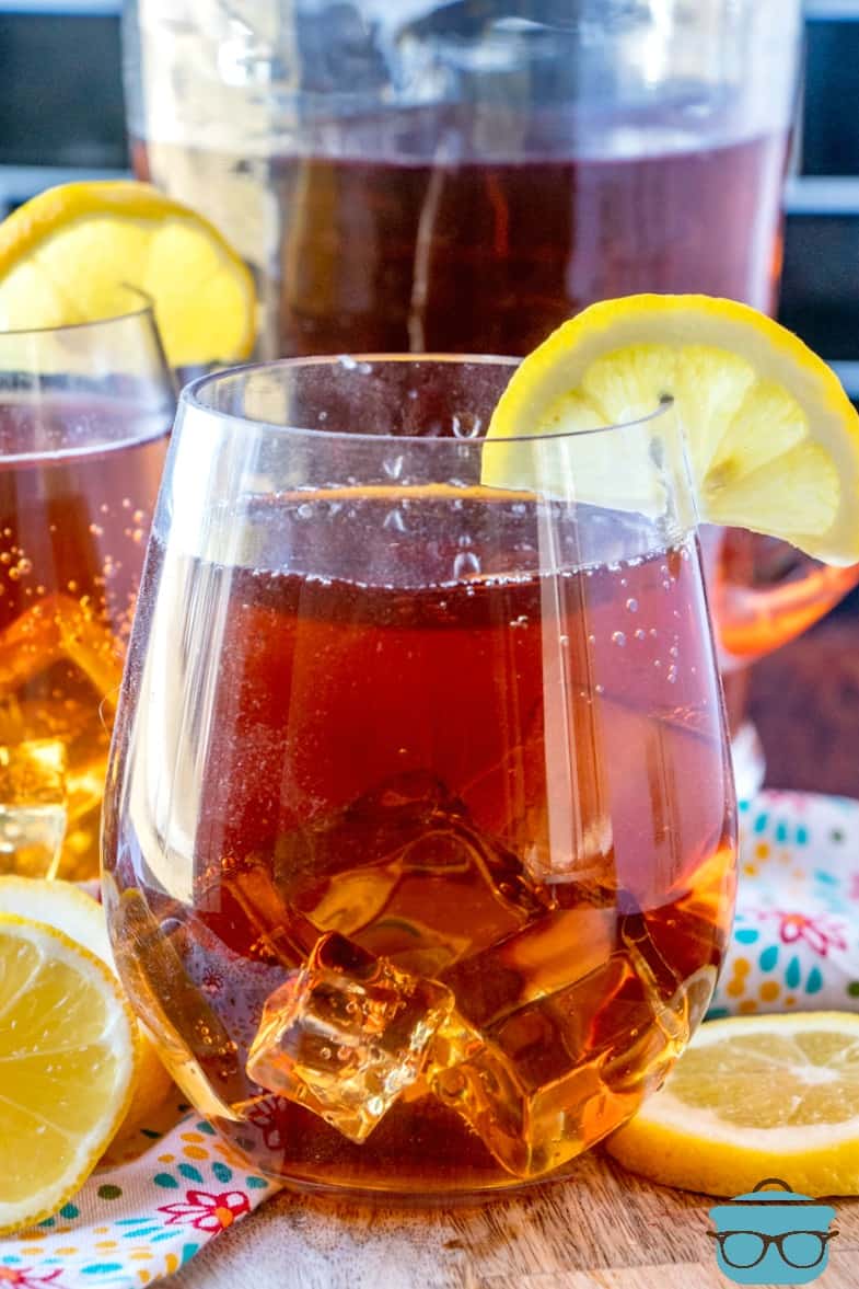 Southern Sweet Tea (+Video) - The Country Cook