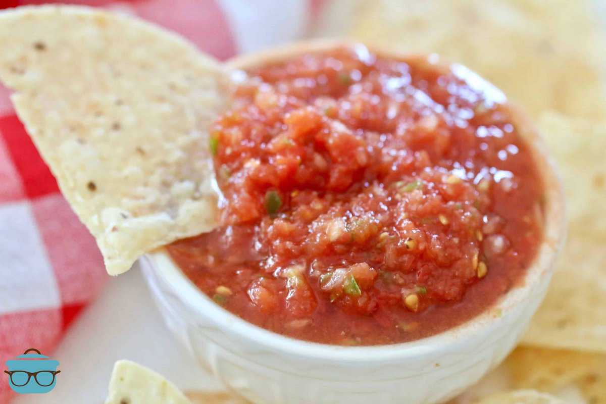 Copycat Chili S Salsa Video The Country Cook