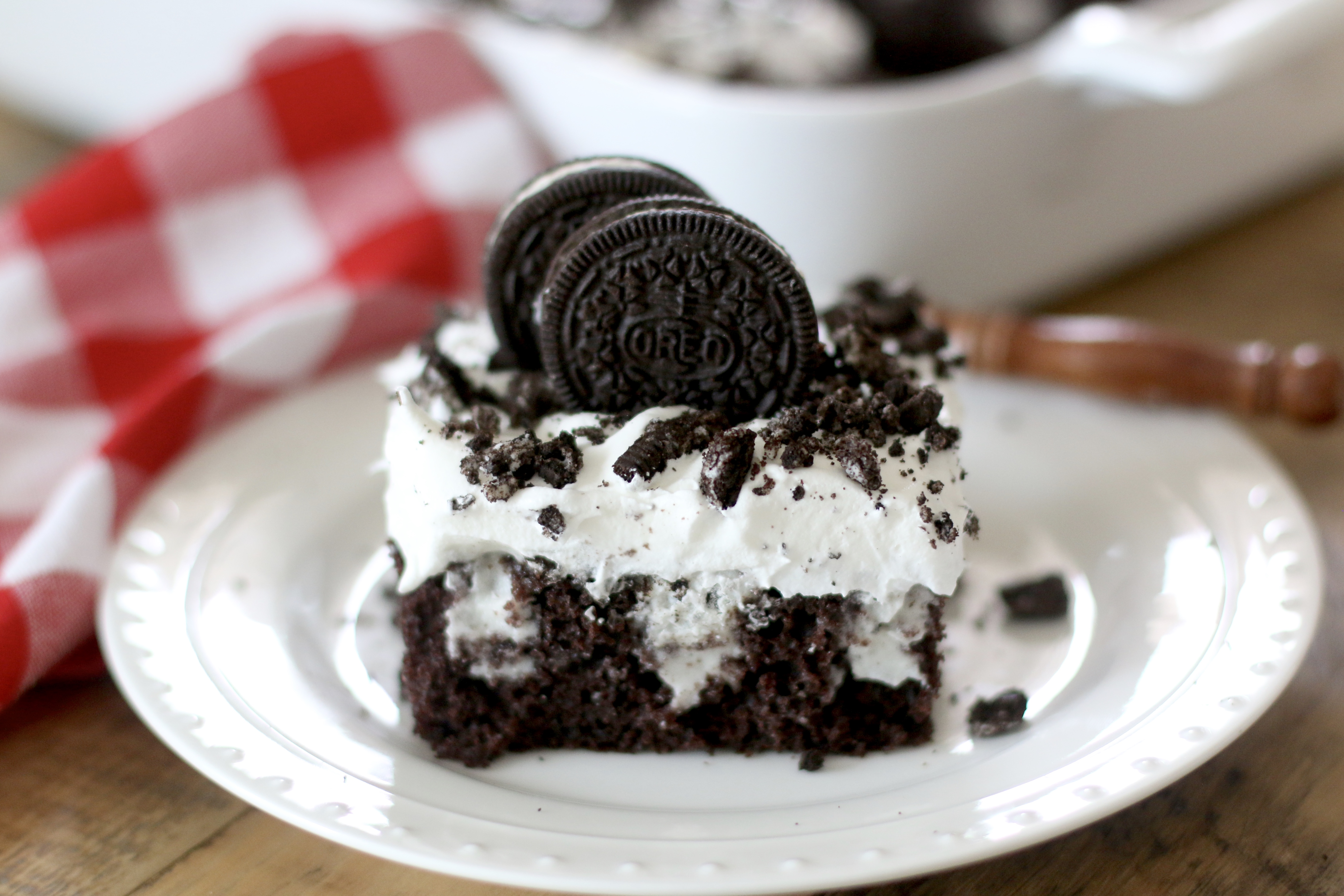 Oreo Pudding Poke Cake - The Country Cook