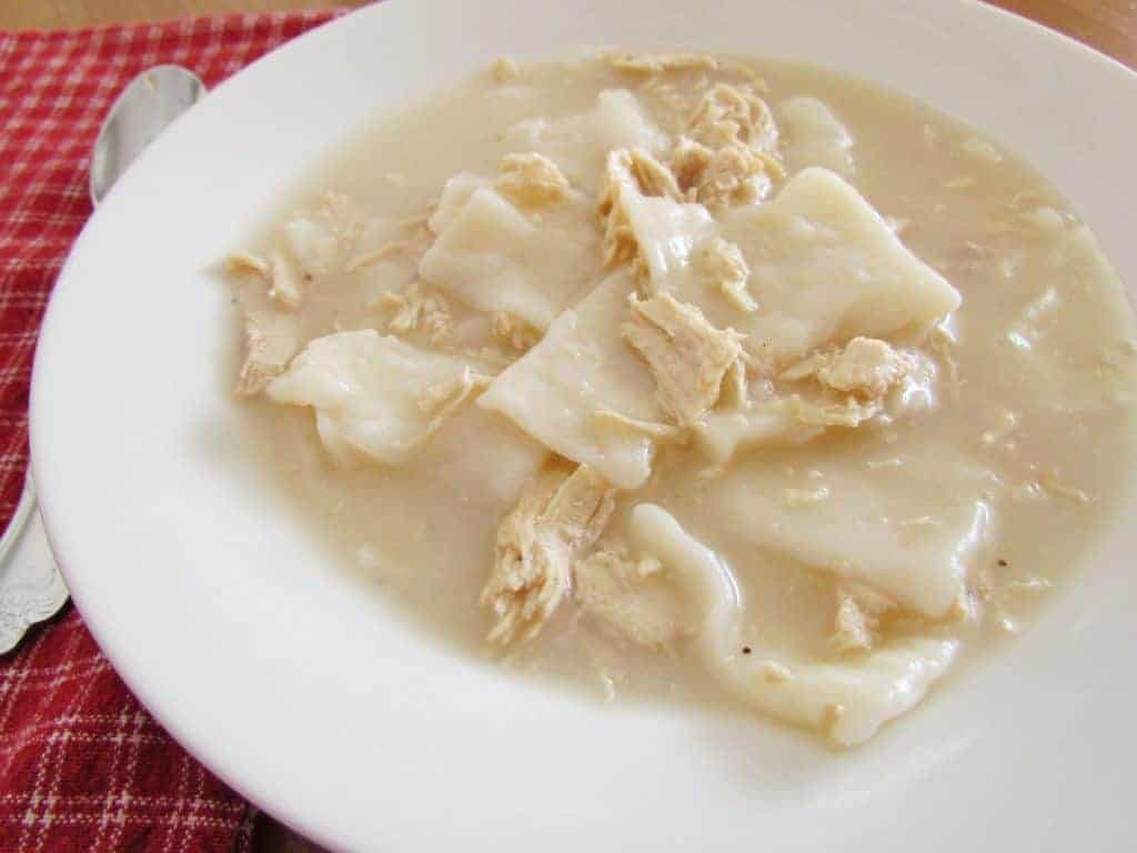 https://www.thecountrycook.net/wp-content/uploads/2012/04/Old-Fashioned-Chicken-and-Dumplings-27-1024x768-1.jpg