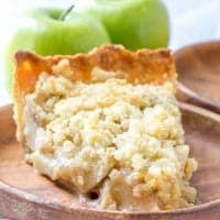 Easy Homemade Butter Crumble Apple Pie recipe
