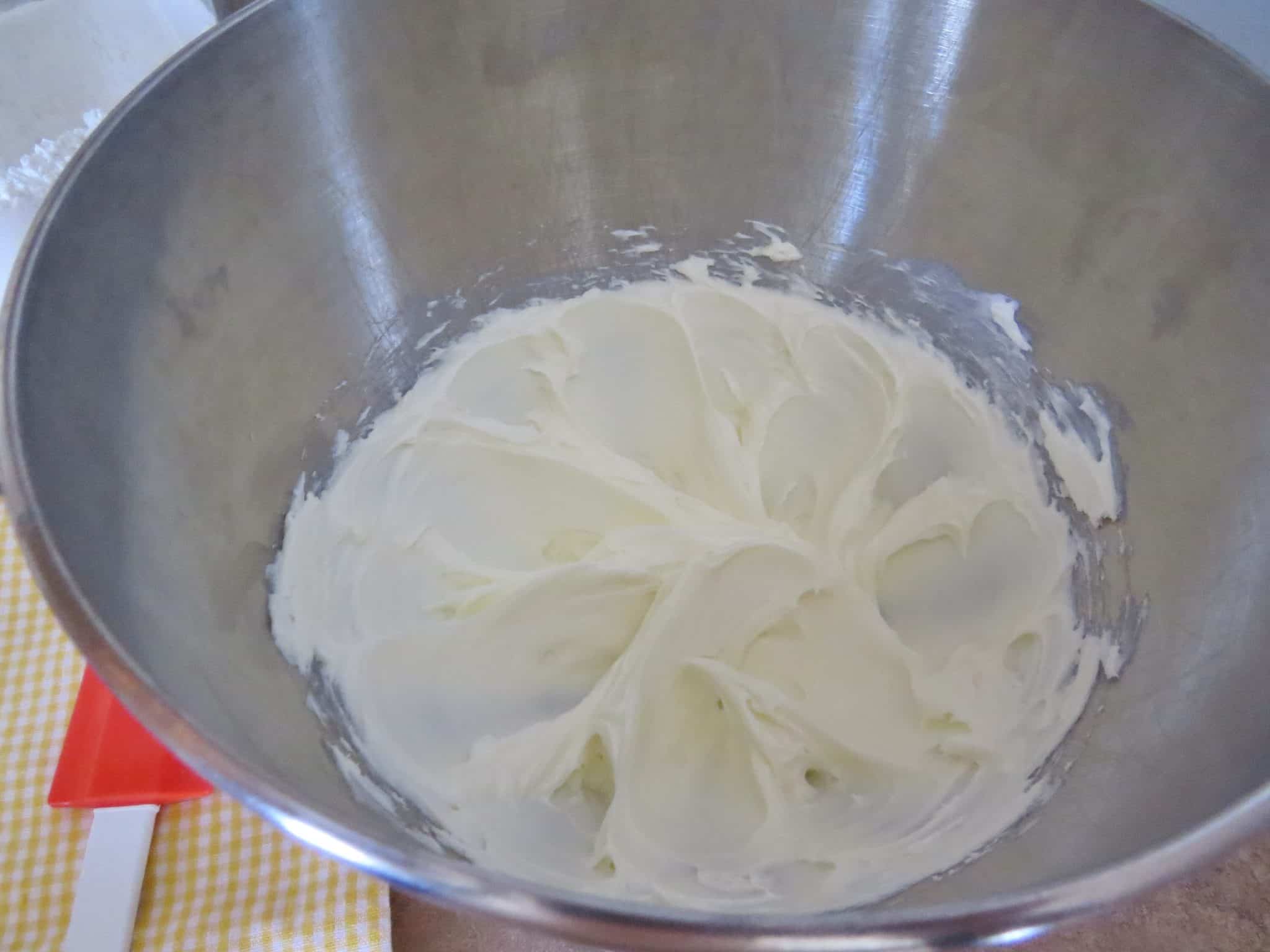 cream cheese and sugar mixed together until smooth (no lumps).
