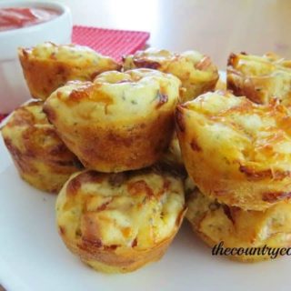 Pepperoni Pizza Puffs - The Country Cook
