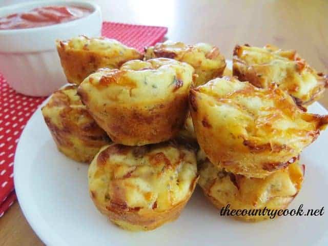 Pepperoni Pizza Puffs - The Country Cook