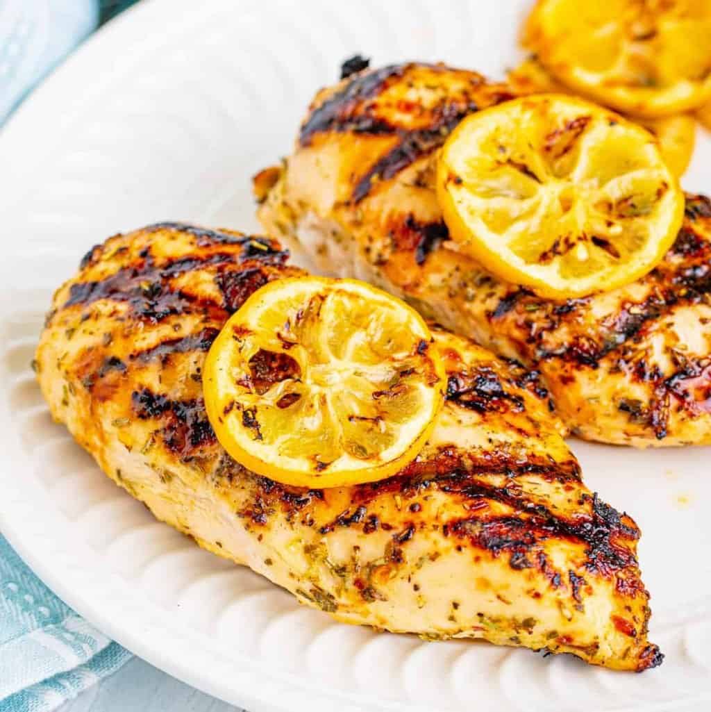 Grilled Italian Lemon Garlic Chicken - The Country Cook