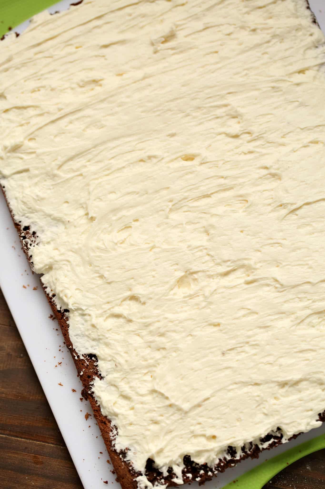 cream mixture spread evenly on top of brownie half. 