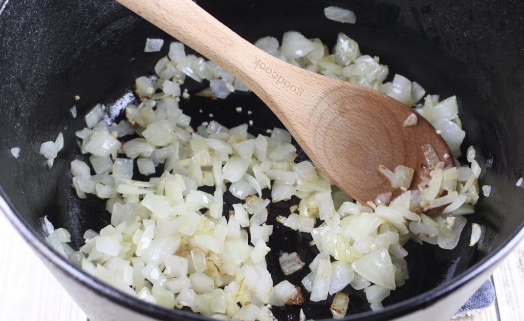 Cooking onions in dutch oven