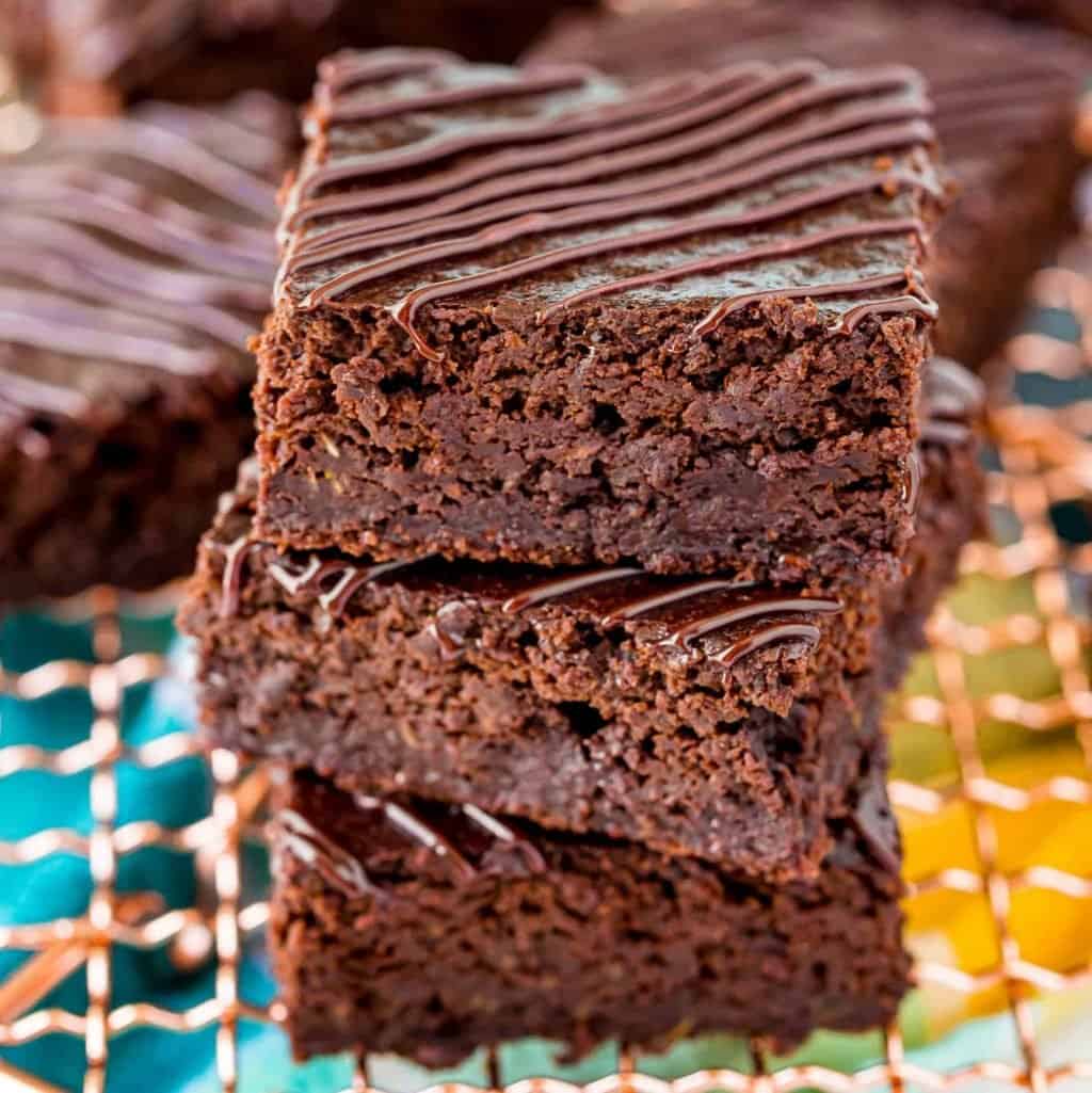 Zucchini Brownies (+Video) - The Country Cook