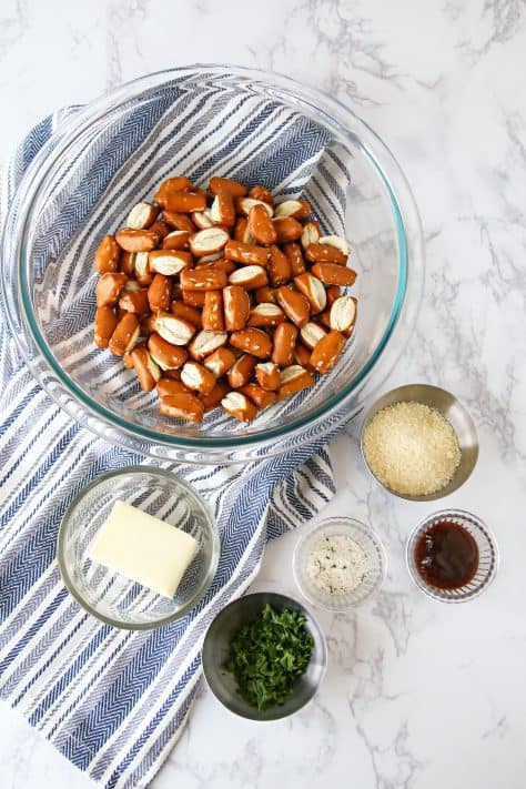 Ingredientes necessários para fazer receita de pretzels para churrasco