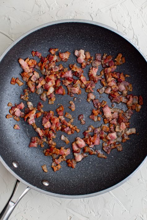 Cooked bacon in pan