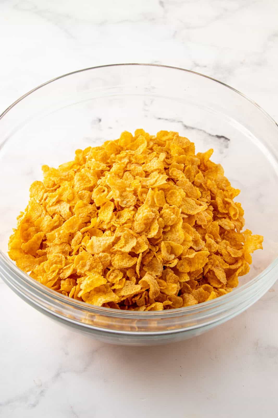 Cornflakes in bowl.