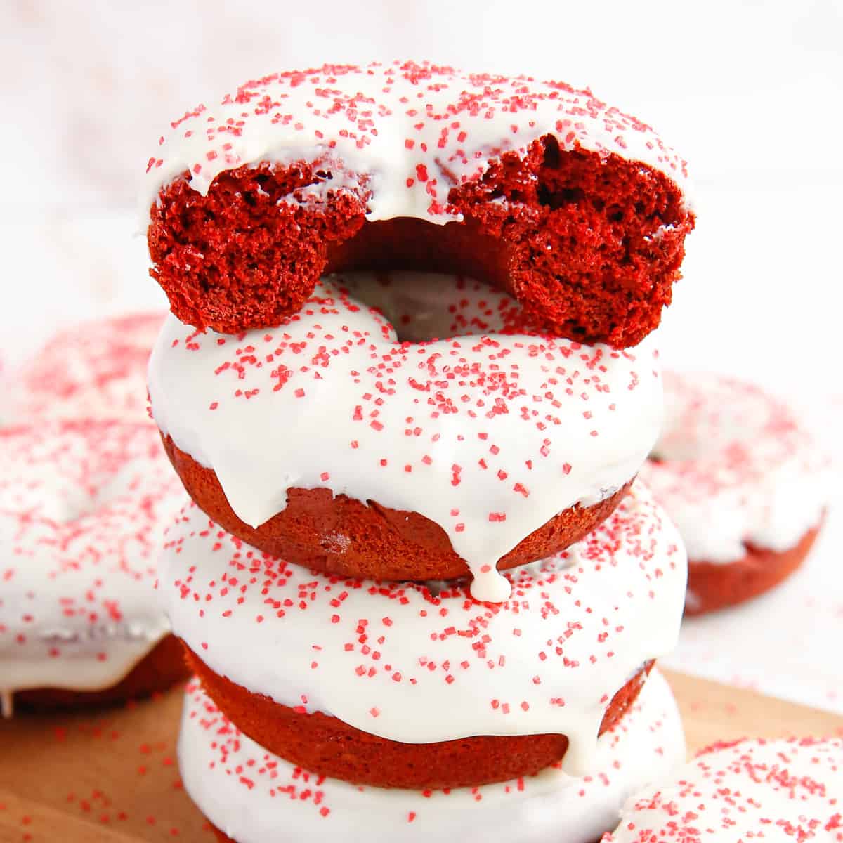 2-Ingredient Baked Red Velvet Donuts