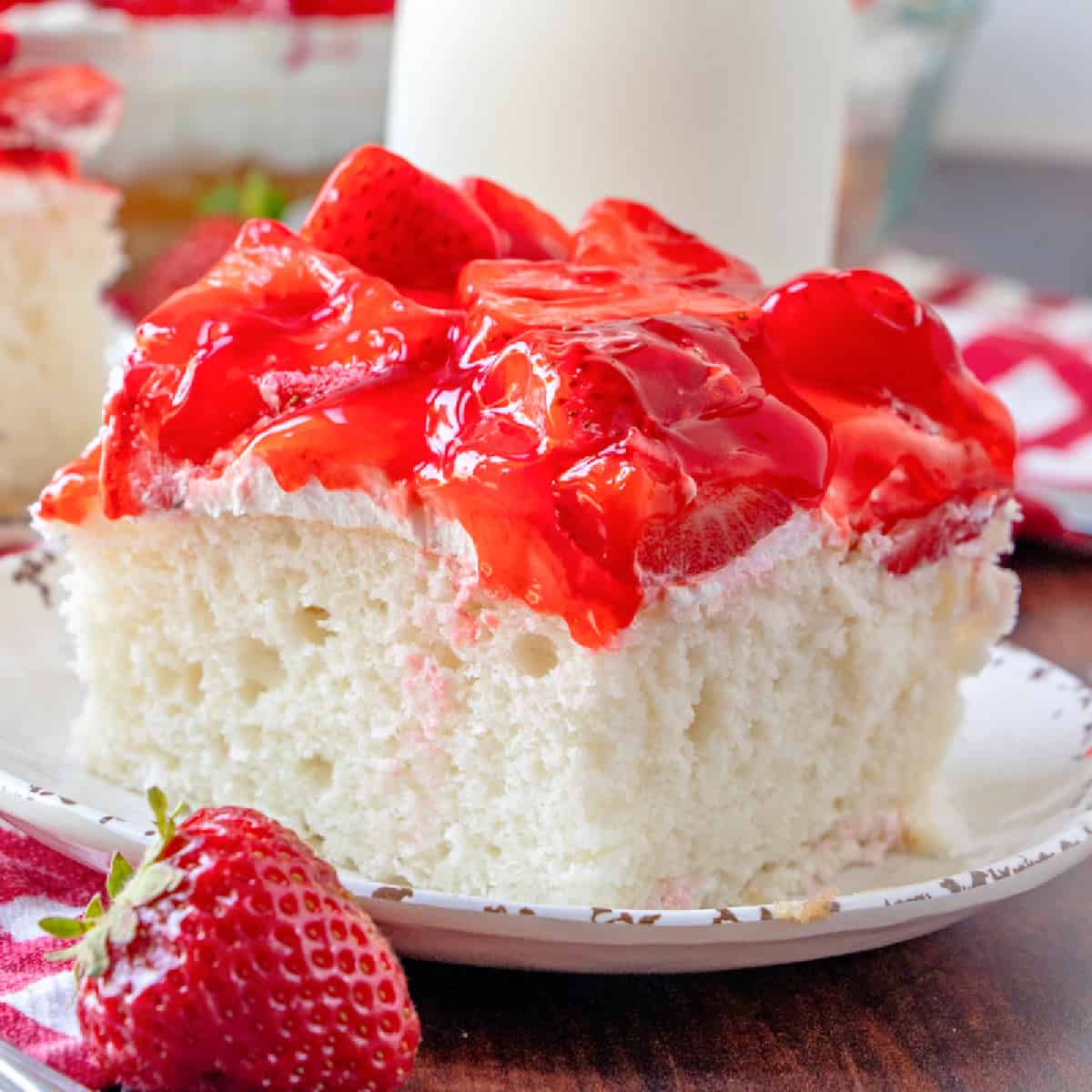 Strawberry Shortcake Cake (+Video)