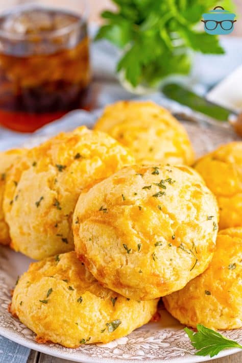 Red Lobster Cheddar Bay Biscuits - The Country Cook