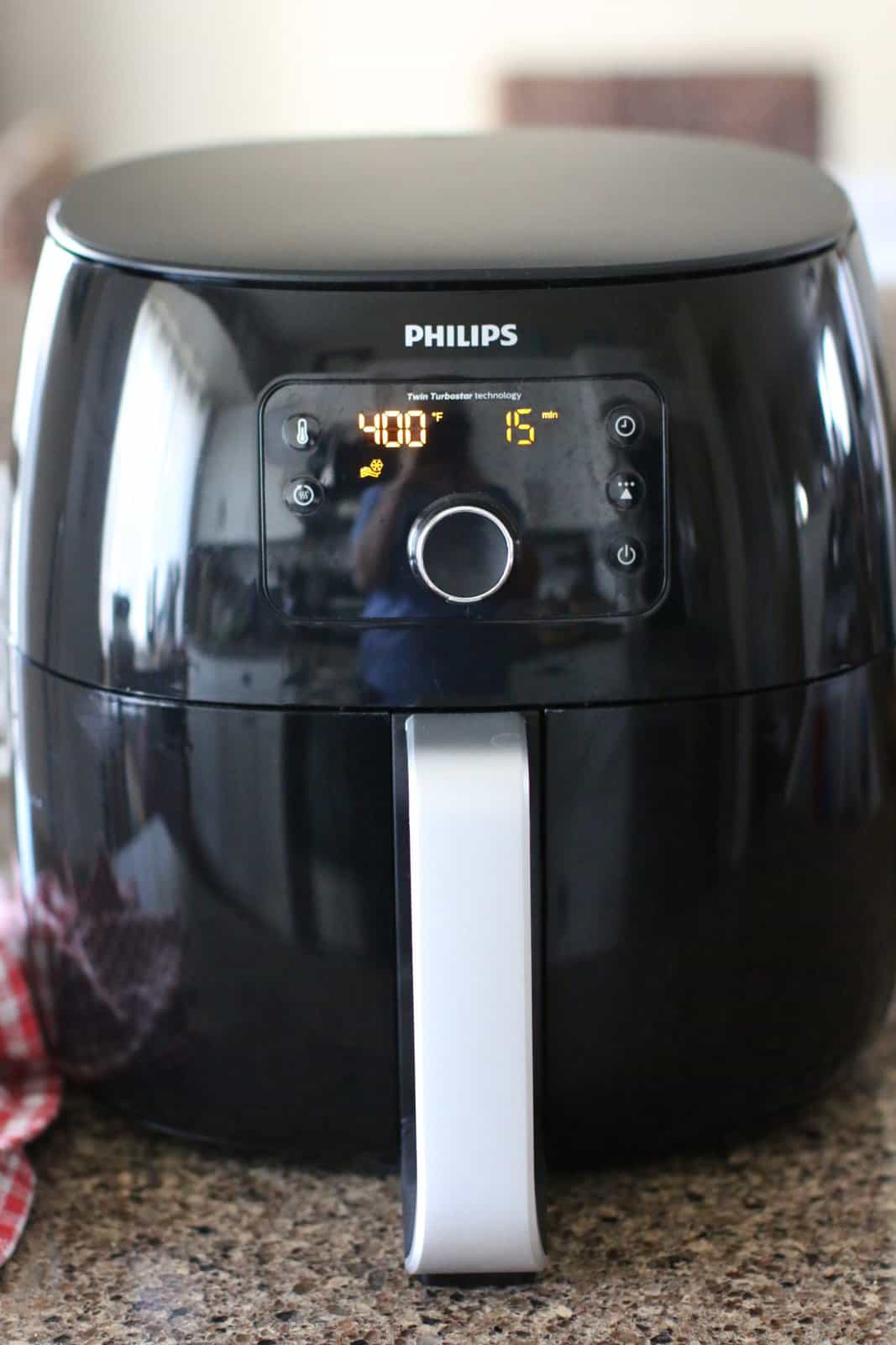 Air fryer showing a 400 degree temperature.