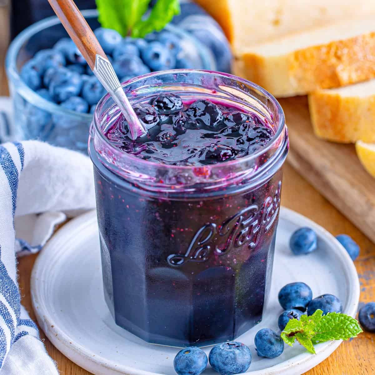 Blueberry Jam (with fresh or frozen berries)