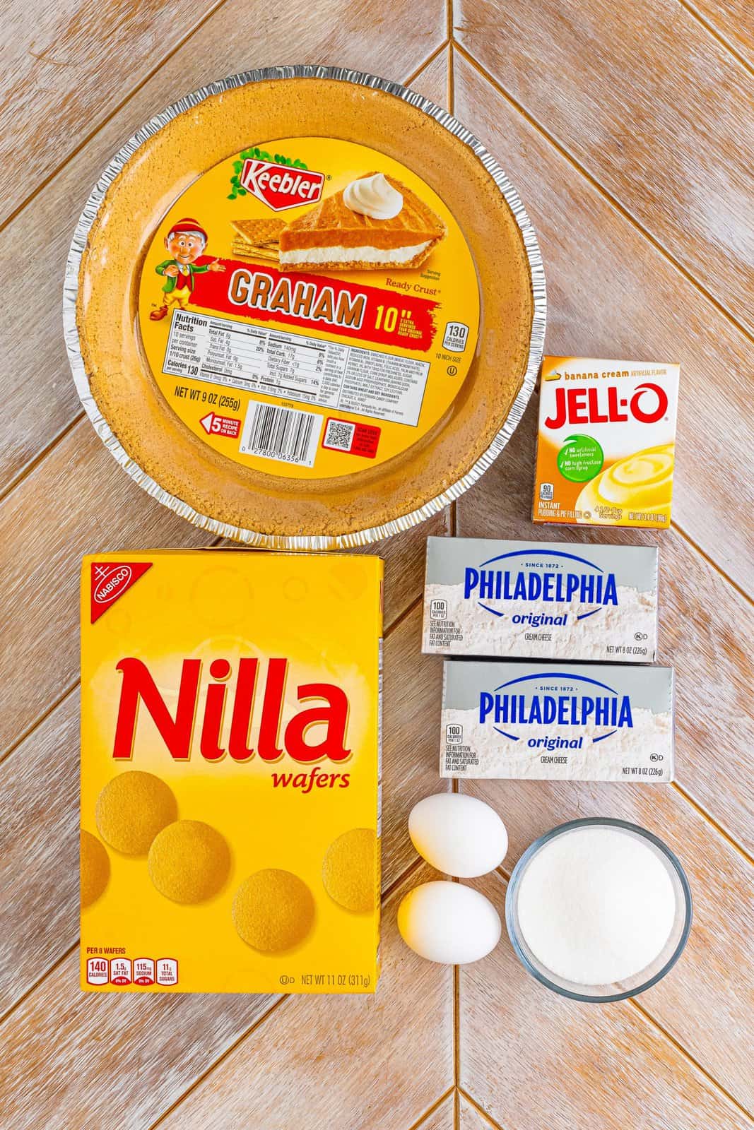 Graham cracker crust, Nilla wafers, cream cheese, egg, Banana cream pudding, and sugar.