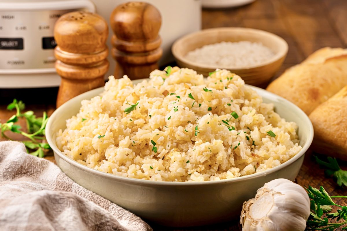 Crock Pot Garlic Rice Pilaf